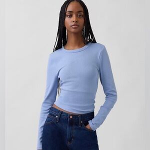NWT Gap long sleeve medium